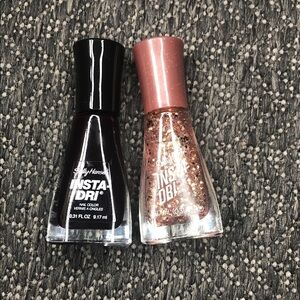 Sally Hansen  | set of 2 nail polishes sparkle pink and burgundy